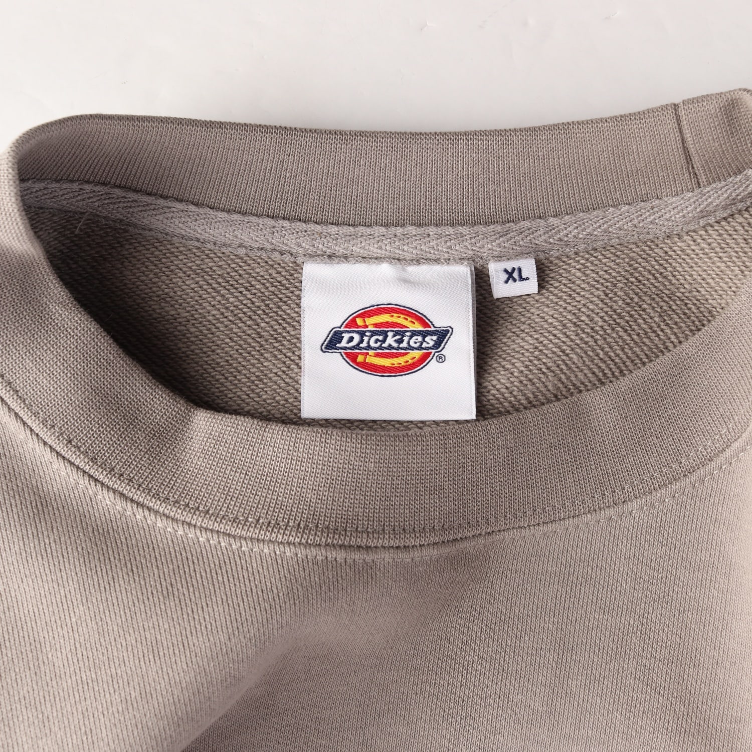 디키즈 23FW 로고 프린트 오버핏 면 맨투맨 이미지 3