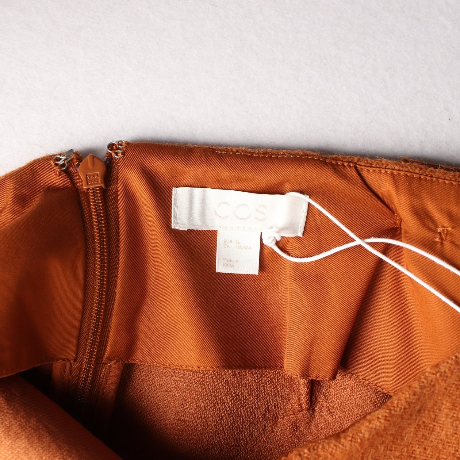 (새상품) 코스 울 포켓 숏 스커트 이미지 3
