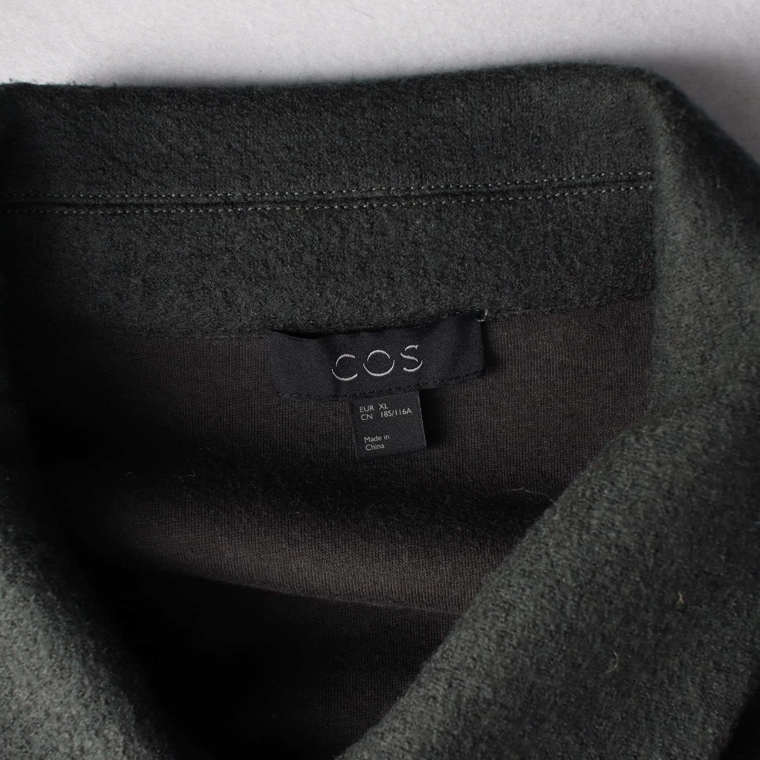 코스 21FW 울 블렌드 레귤러핏 버튼 봄버 재킷 이미지 3