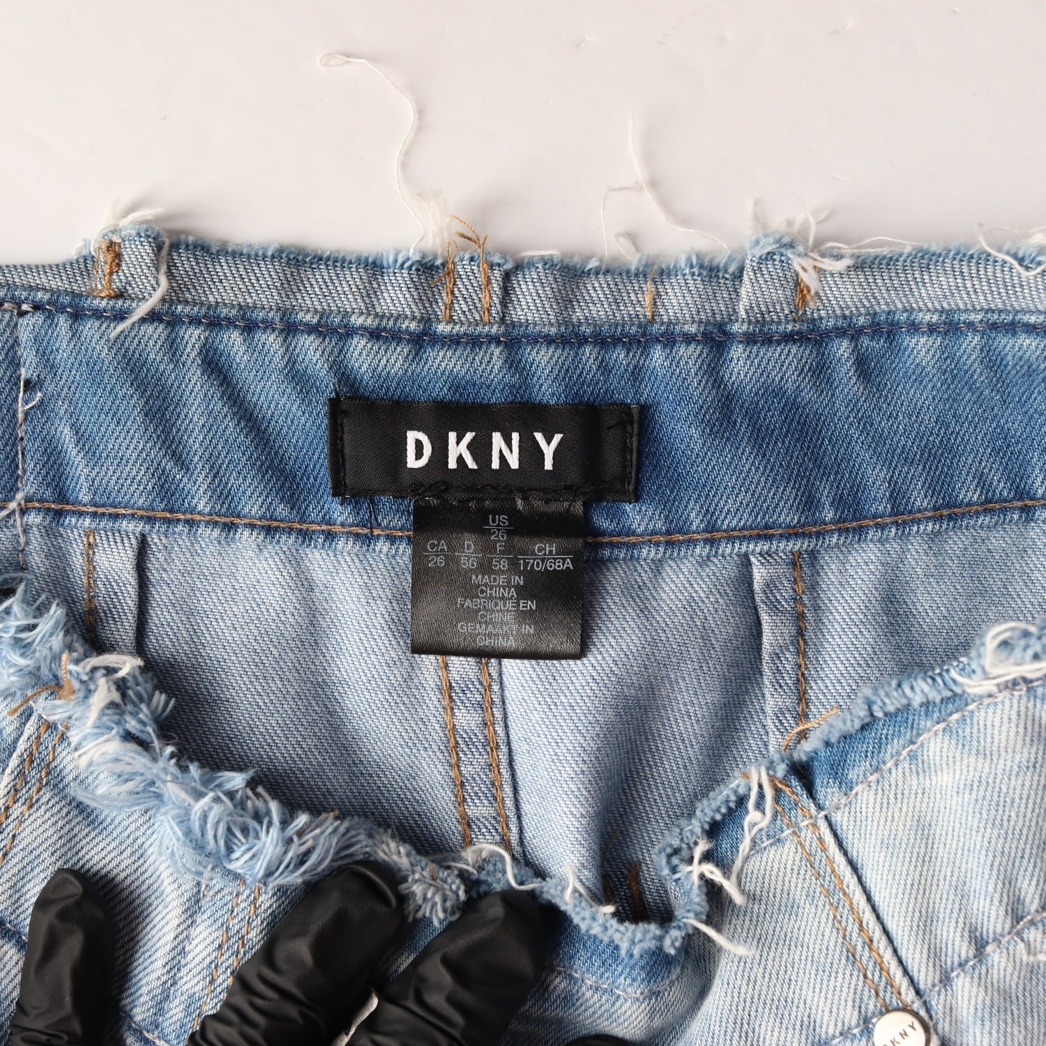 디케이엔와이 DKNY 워싱 데님 버튼 플라이 스트레이트 롱 스커트 이미지 3