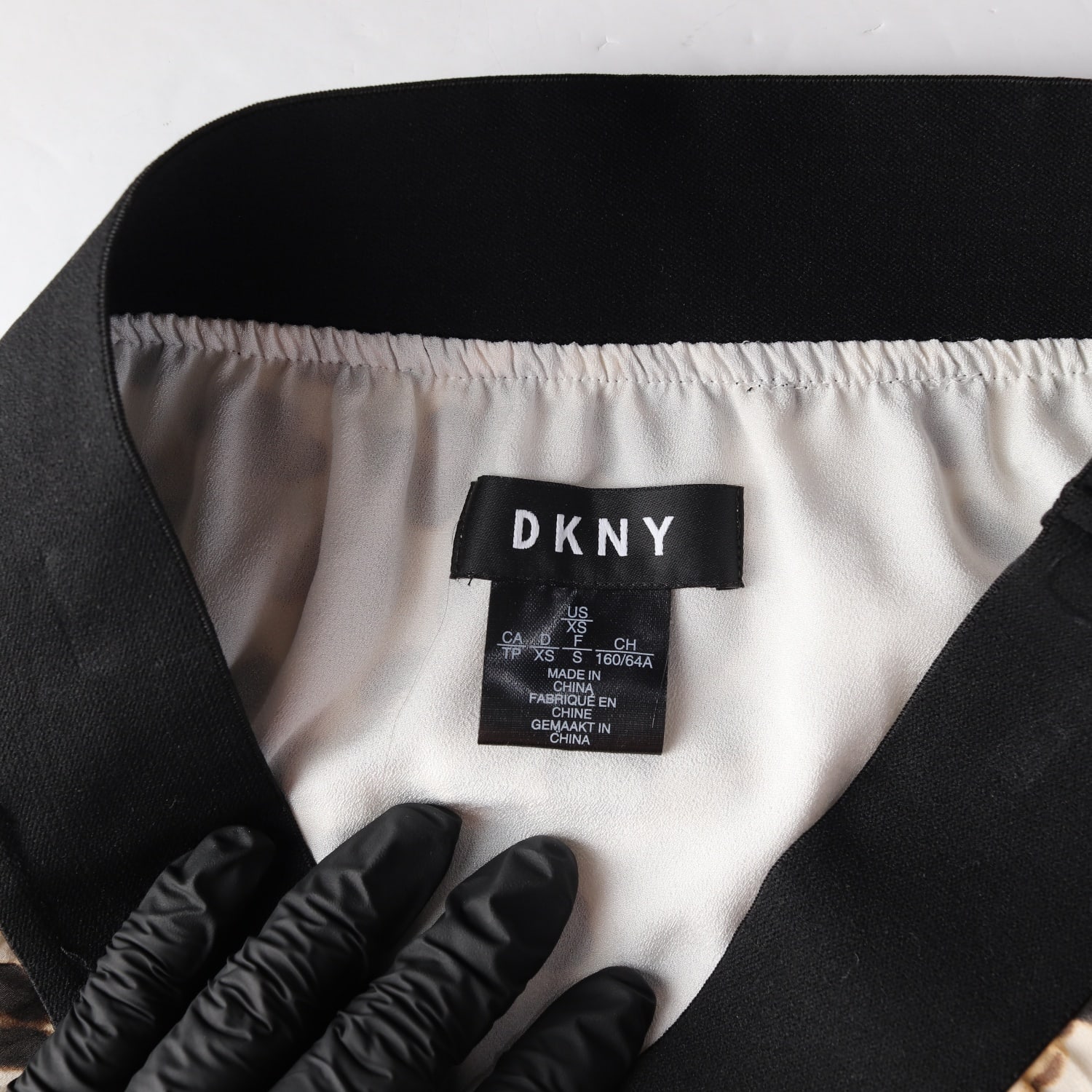 (새상품) DKNY 디케이엔와이 레오파드 패턴 플리츠 롱 스커트 이미지 3