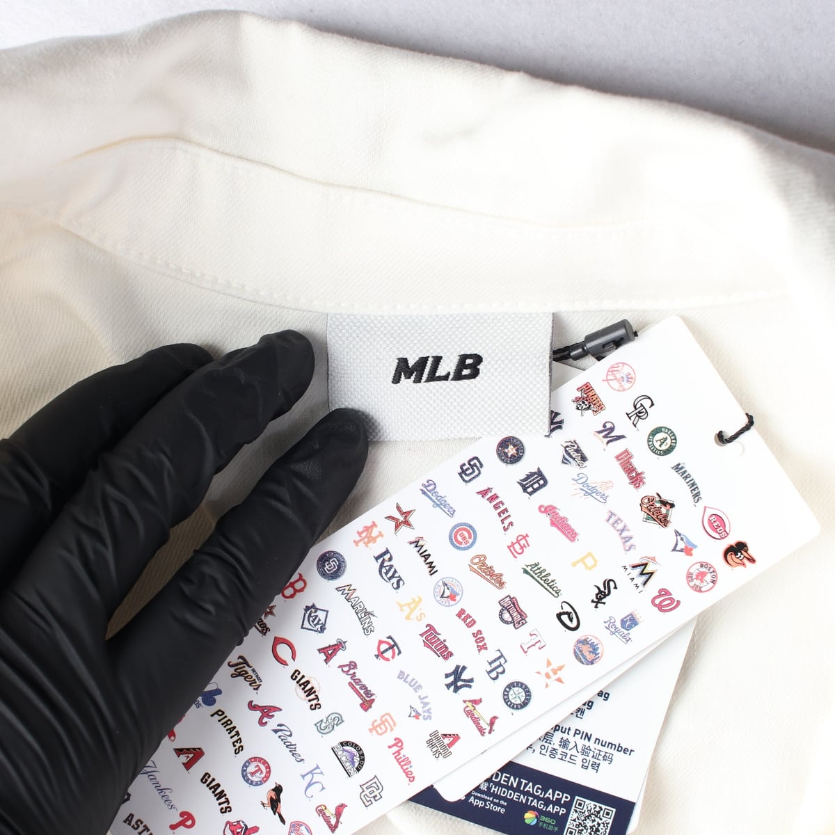 (새상품) 엠엘비 MLB 23SS 하트 로고 자수 오버핏 반팔 셔츠 상세 이미지 3