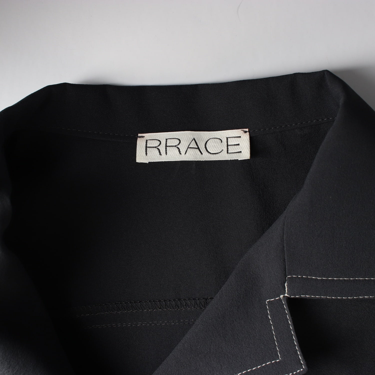 레이스 RRACE 22SS 콘트라스트 스티치 포켓 셔츠 블라우스 이미지 3