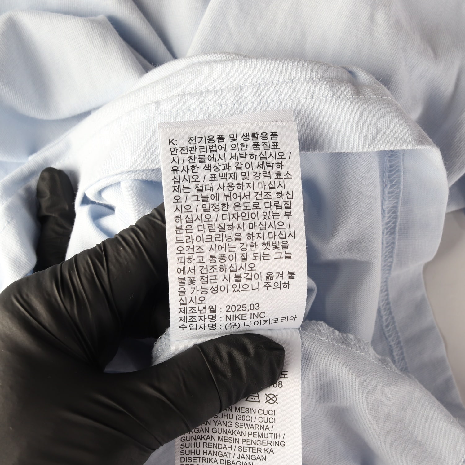 나이키 25SS 더 나이키 티 스우시 로고 루즈핏 면 반팔 티셔츠 이미지 6