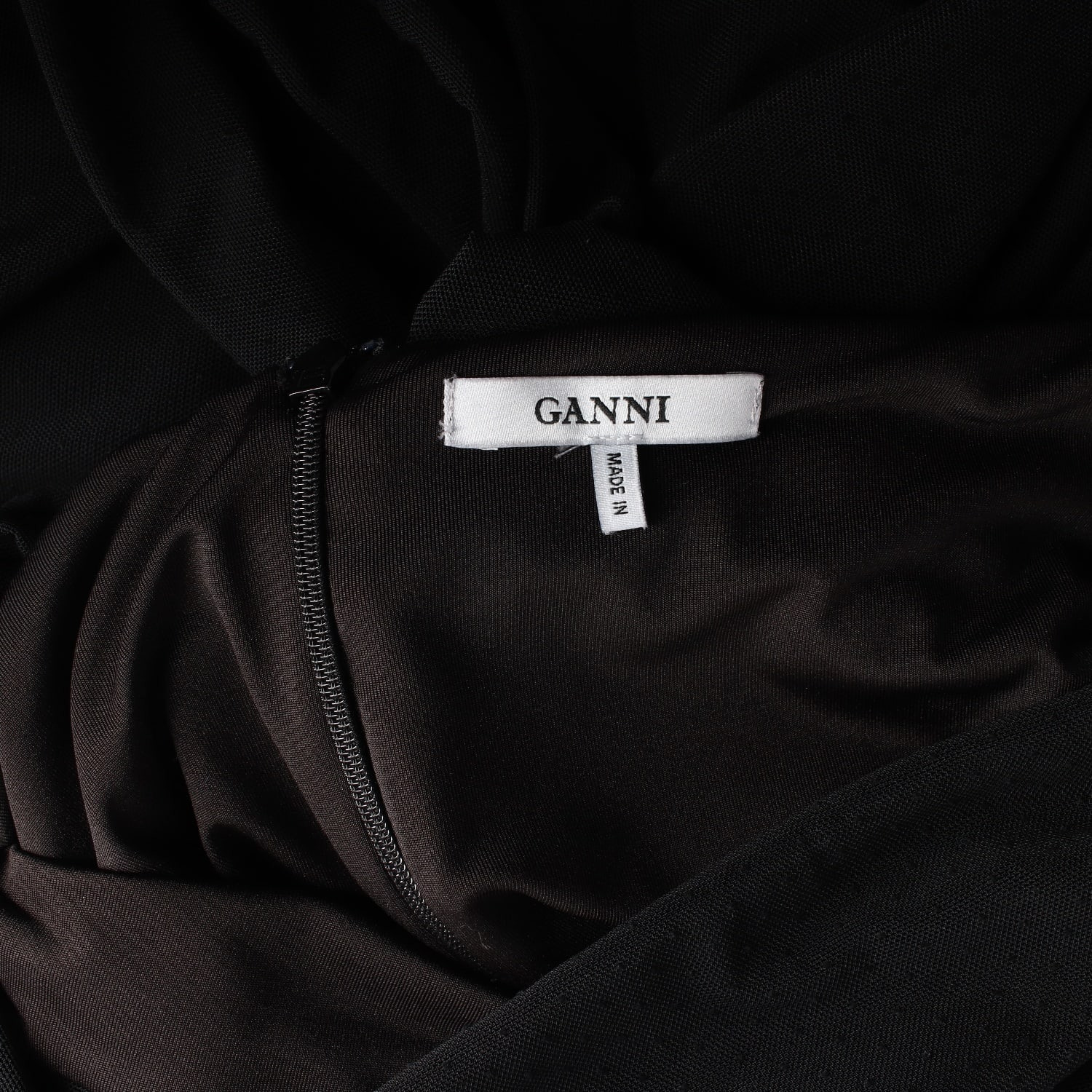 가니 GANNI 백 스트랩 러플 헴 플레어 롱 원피스 이미지 3