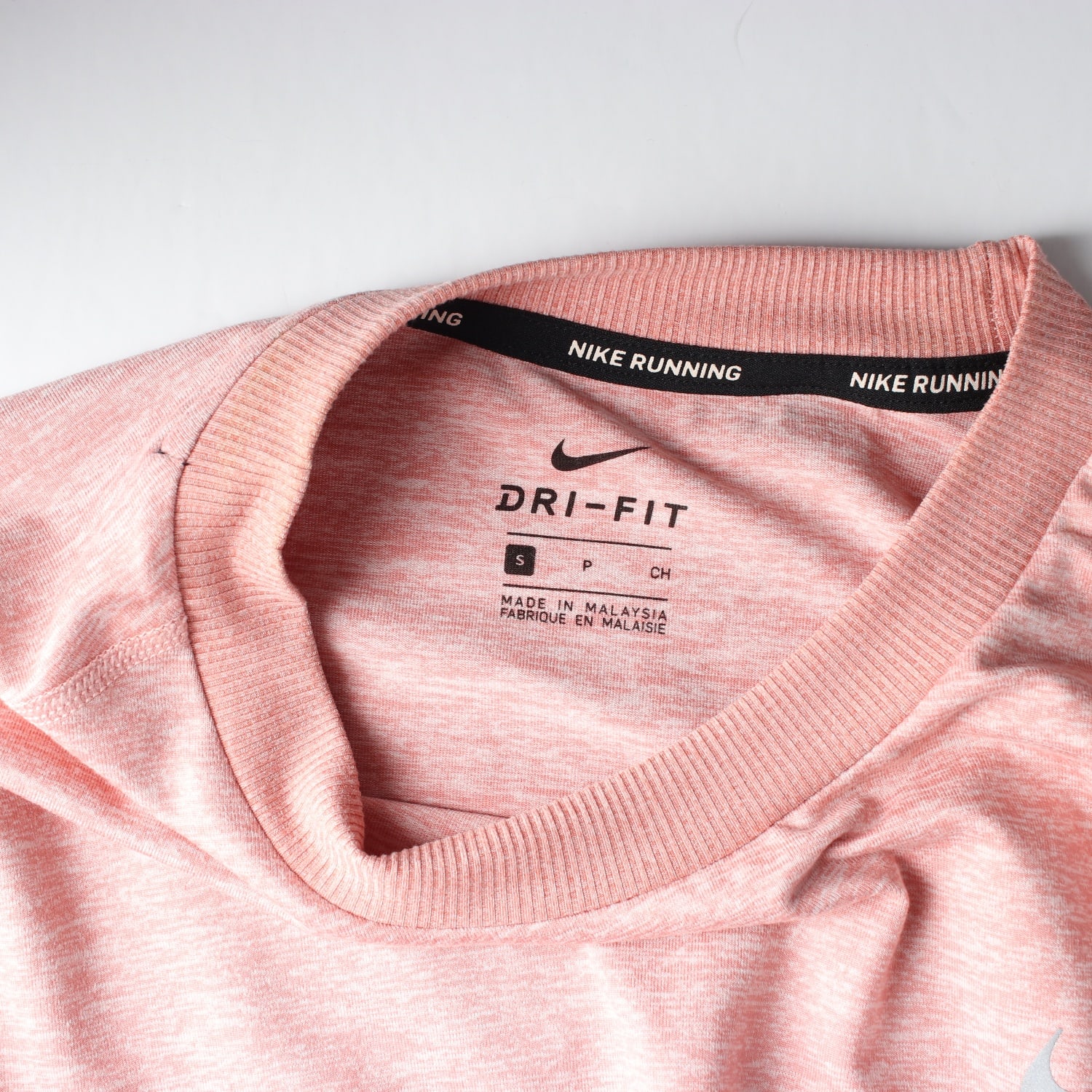 나이키 DRI-FIT 러닝 스우시 로고 긴팔 티셔츠 이미지 3