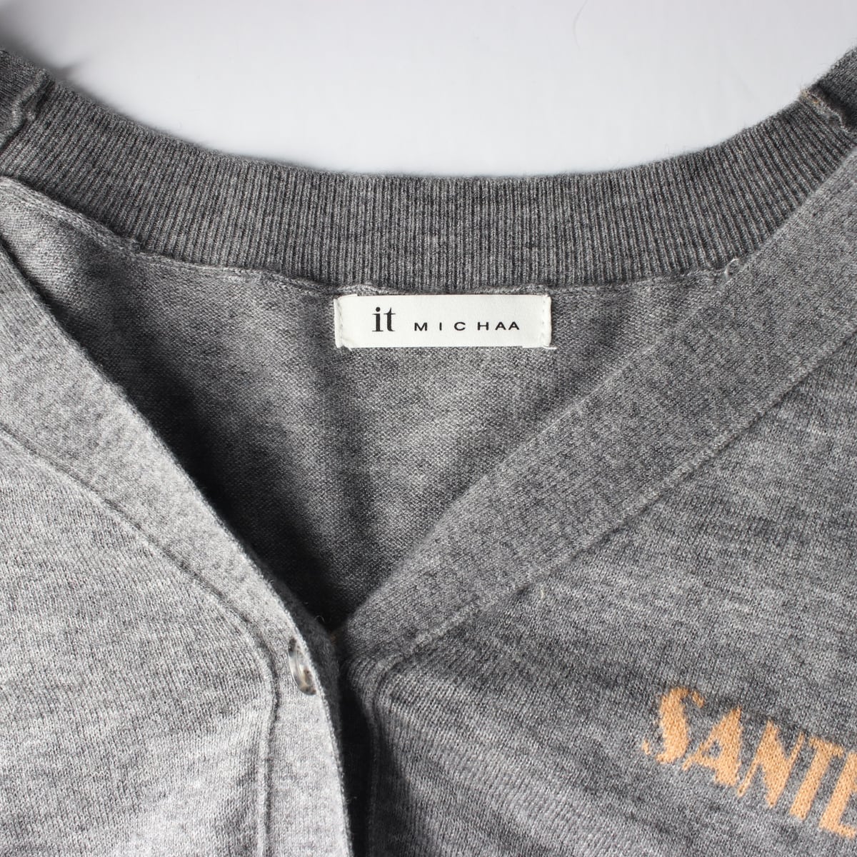 잇미샤 24FW SANTE 울 가디건 그레이 상세 이미지 3