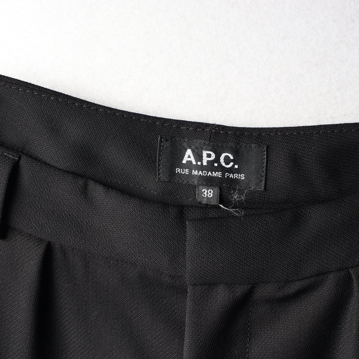 아페쎄 APC 울 100% 핀턱 테이퍼드핏 슬랙스 트라우저 팬츠 상세 이미지 3