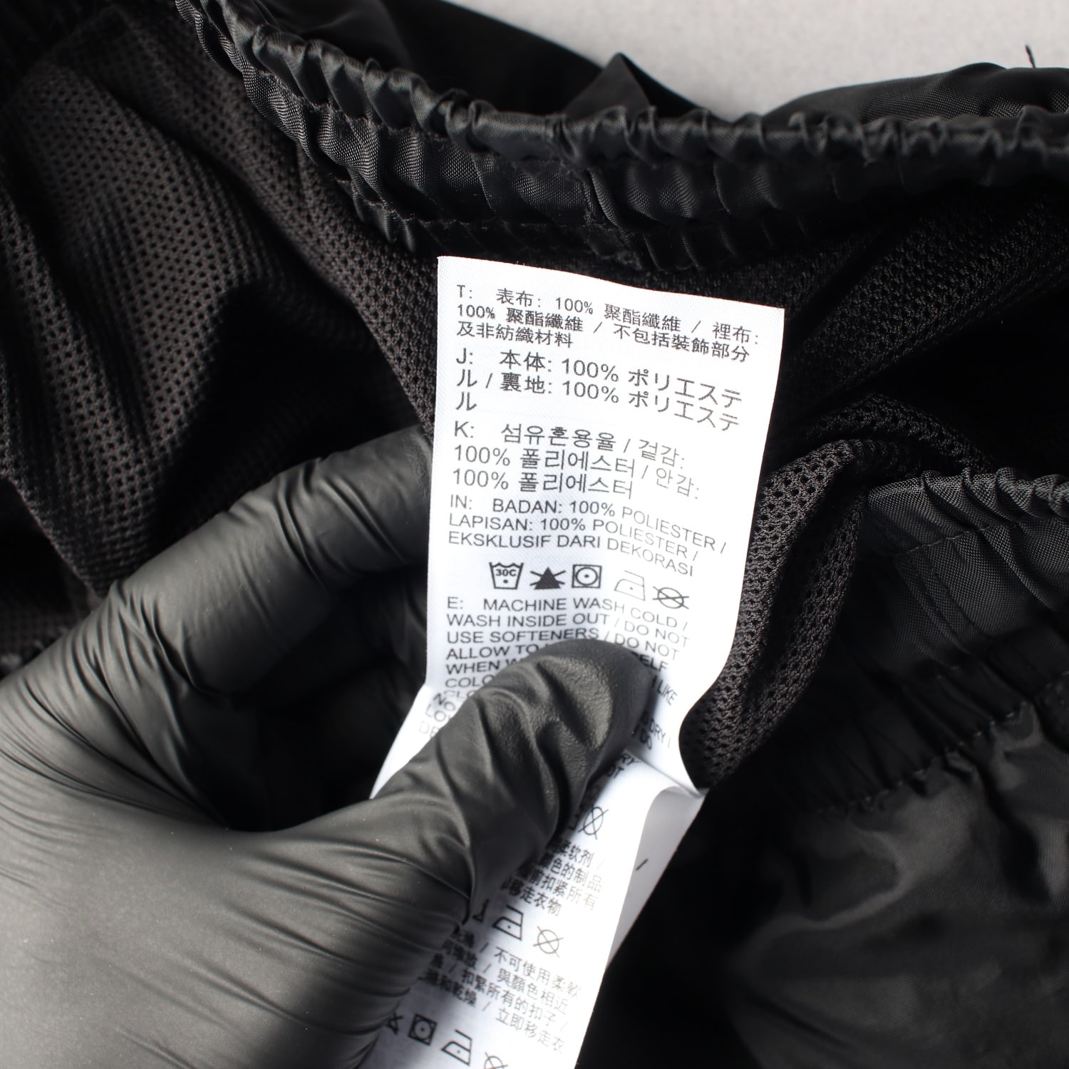 나이키 23SS 로고 프린트 레귤러핏 조거팬츠 이미지 4