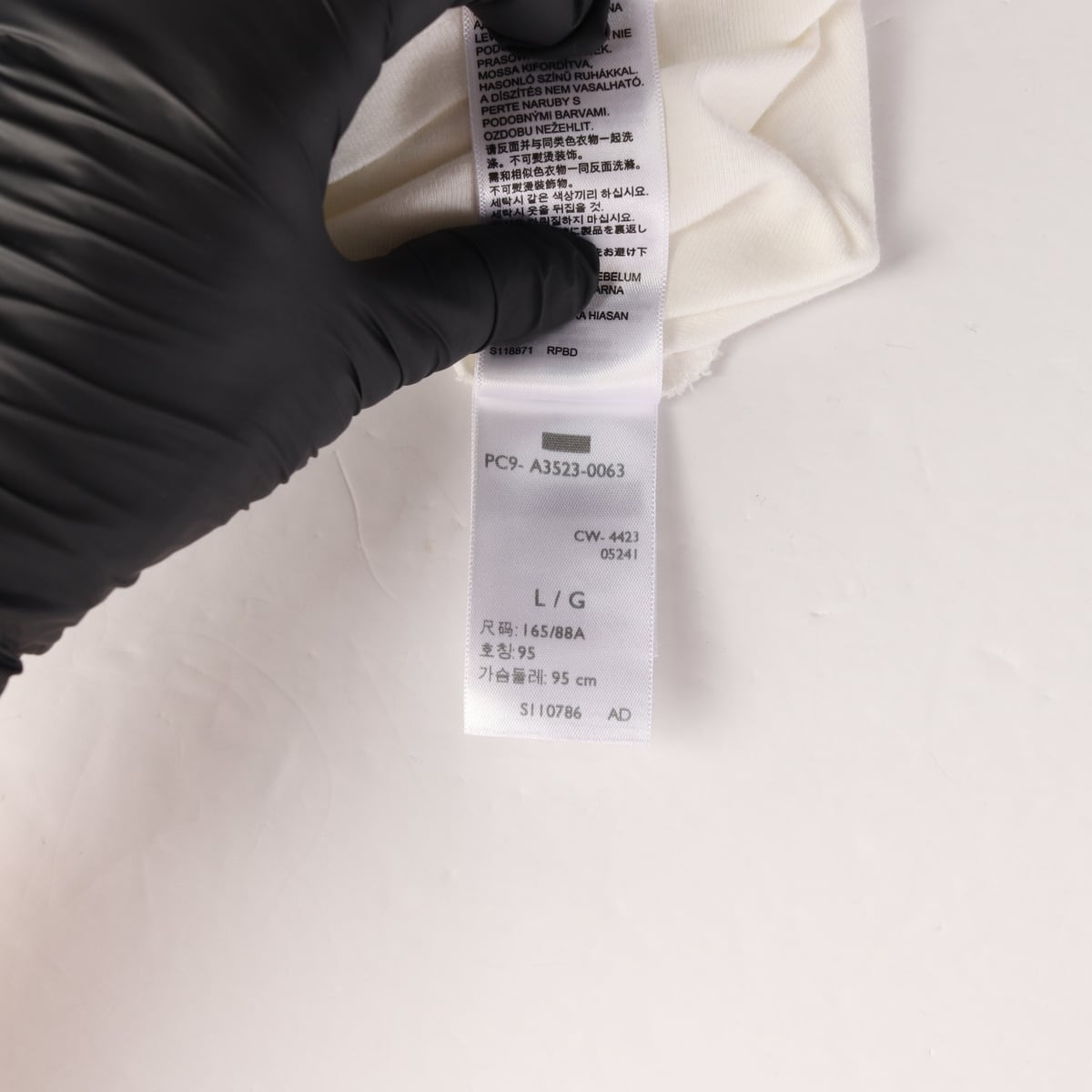 리바이스 24SS 로고 프린트 링거 크롭 반팔 티셔츠 상세 이미지 5
