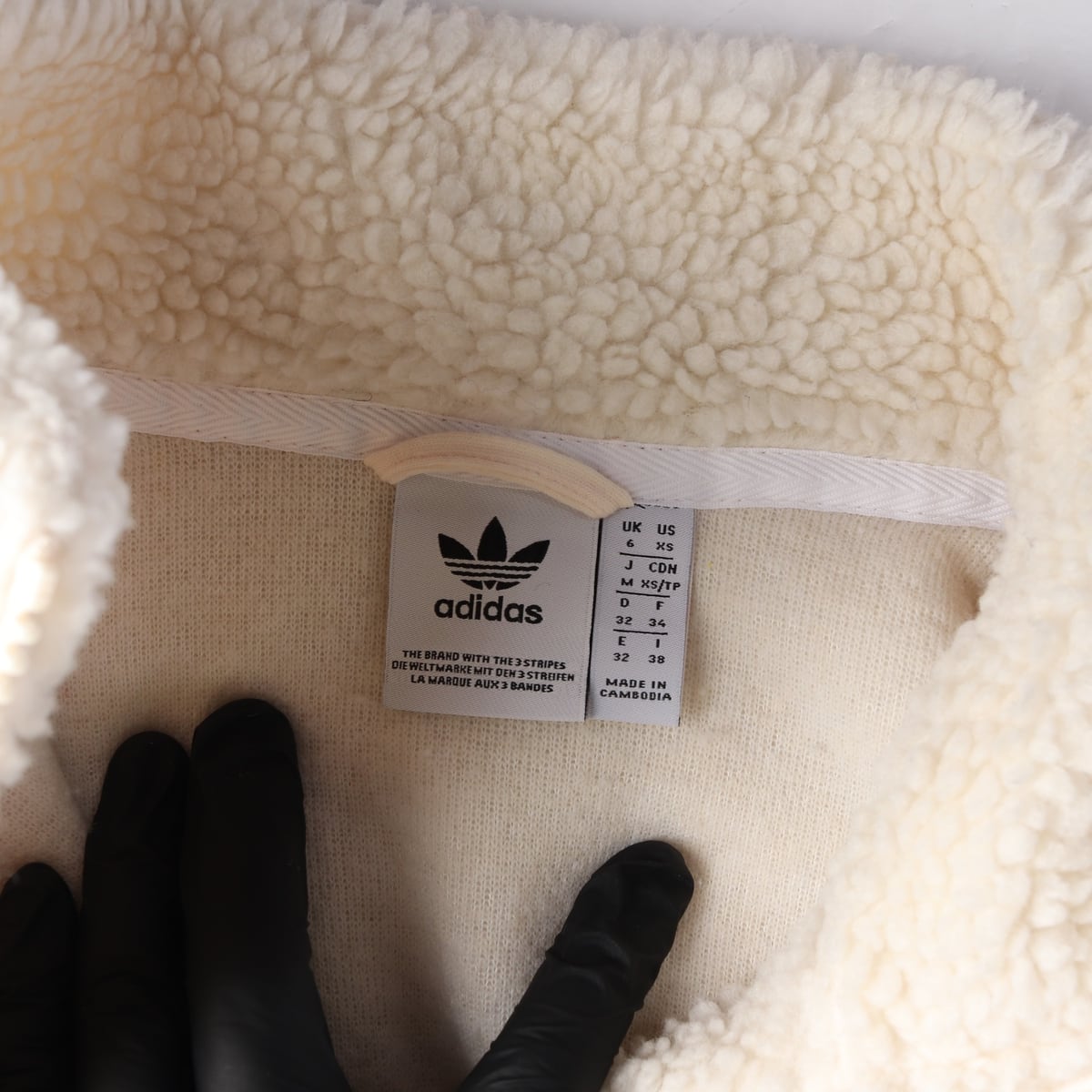 아디다스 22FW 로고 하프집업 플리스 상세 이미지 3