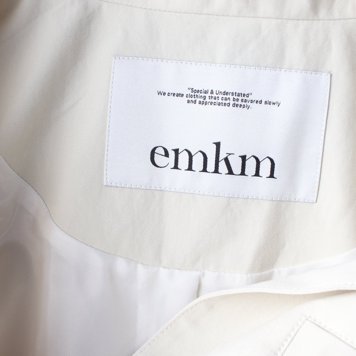 (새상품) 으음키임 EMKM 26SS 시즌리스 90s 코튼 트렌치 코트 상세 이미지 3