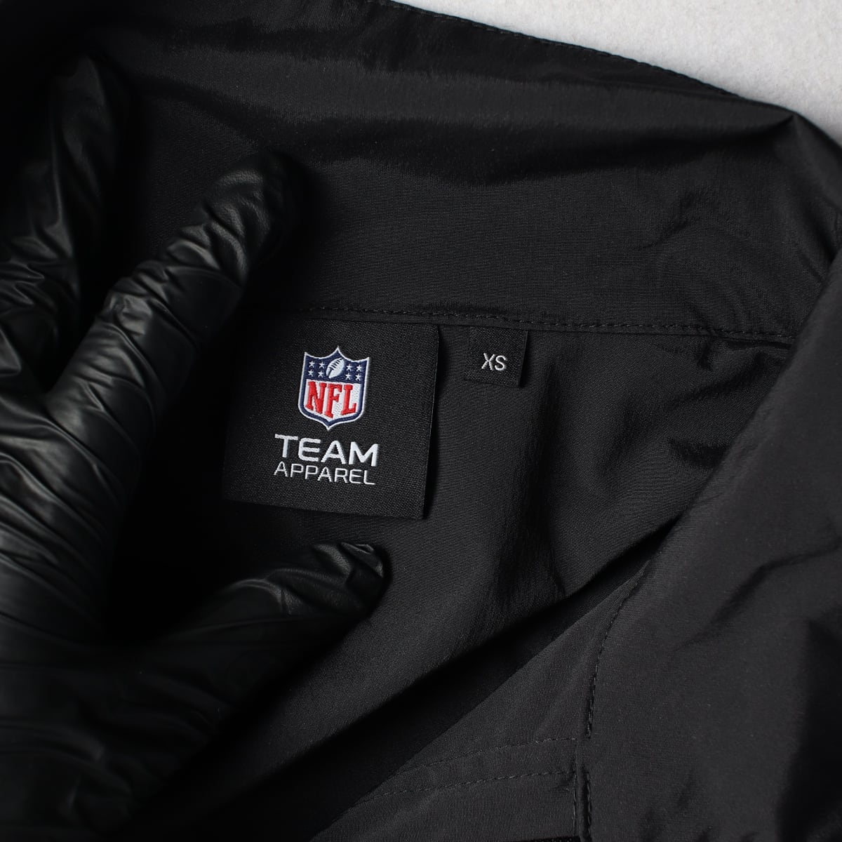 엔에프엘 NFL 21FW 오버핏 로고 자수 하프집업 아노락 상세 이미지 3