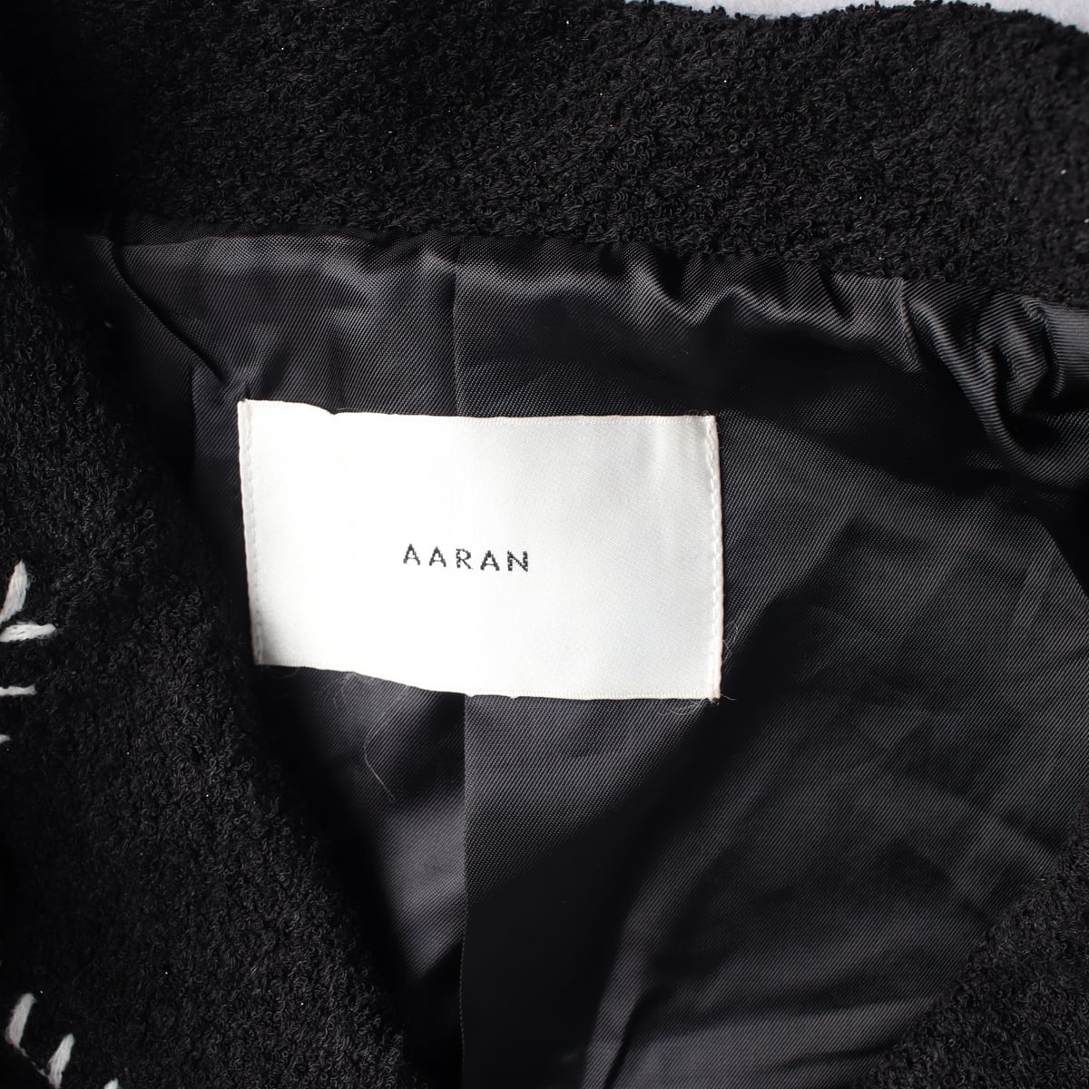 어랜 AARAN 스티치 디테일 싱글 버튼 트위드 재킷 블랙 상세 이미지 3