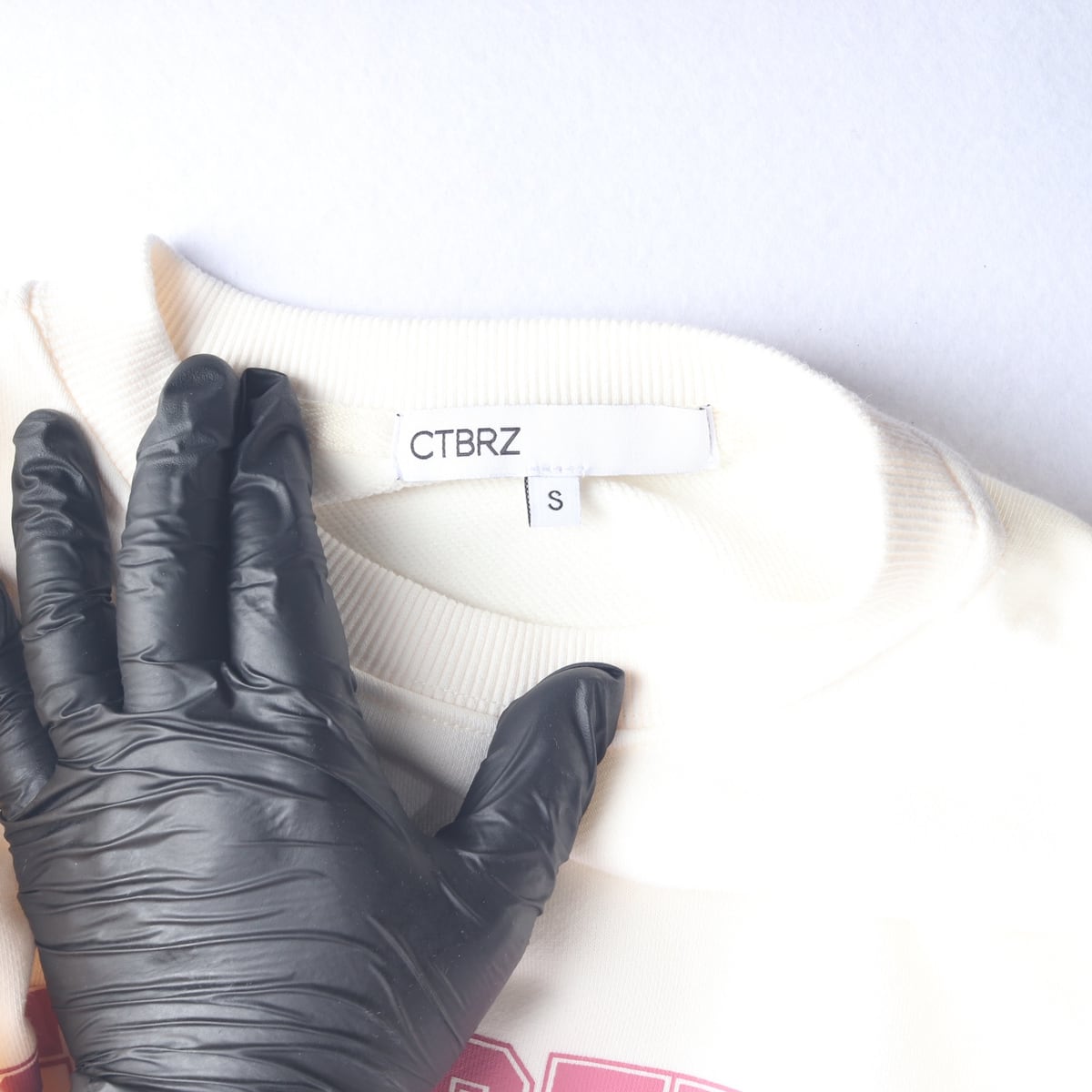 시티브리즈 24FW 로고 레터링 크롭핏 코튼 맨투맨 상세 이미지 3