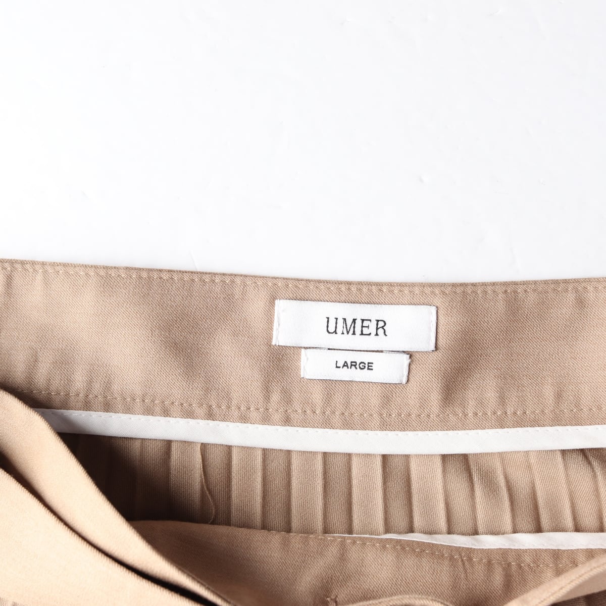 유메르 22FW 사이드 버튼 플리츠 롱 스커트 상세 이미지 3