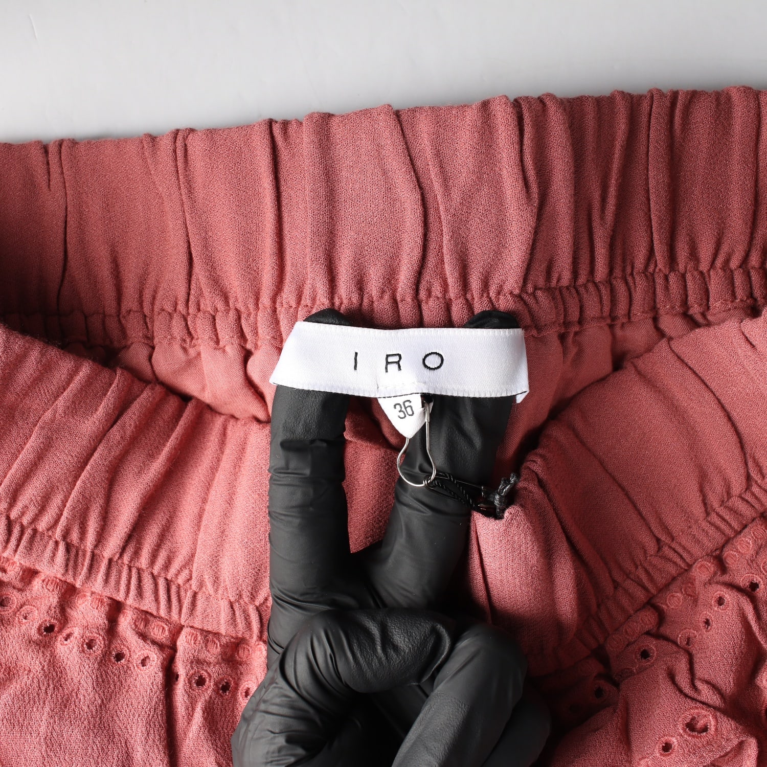 (새상품) 이로 IRO 아일렛 펀칭 티어드 밴딩 미니 스커트 핑크 이미지 3