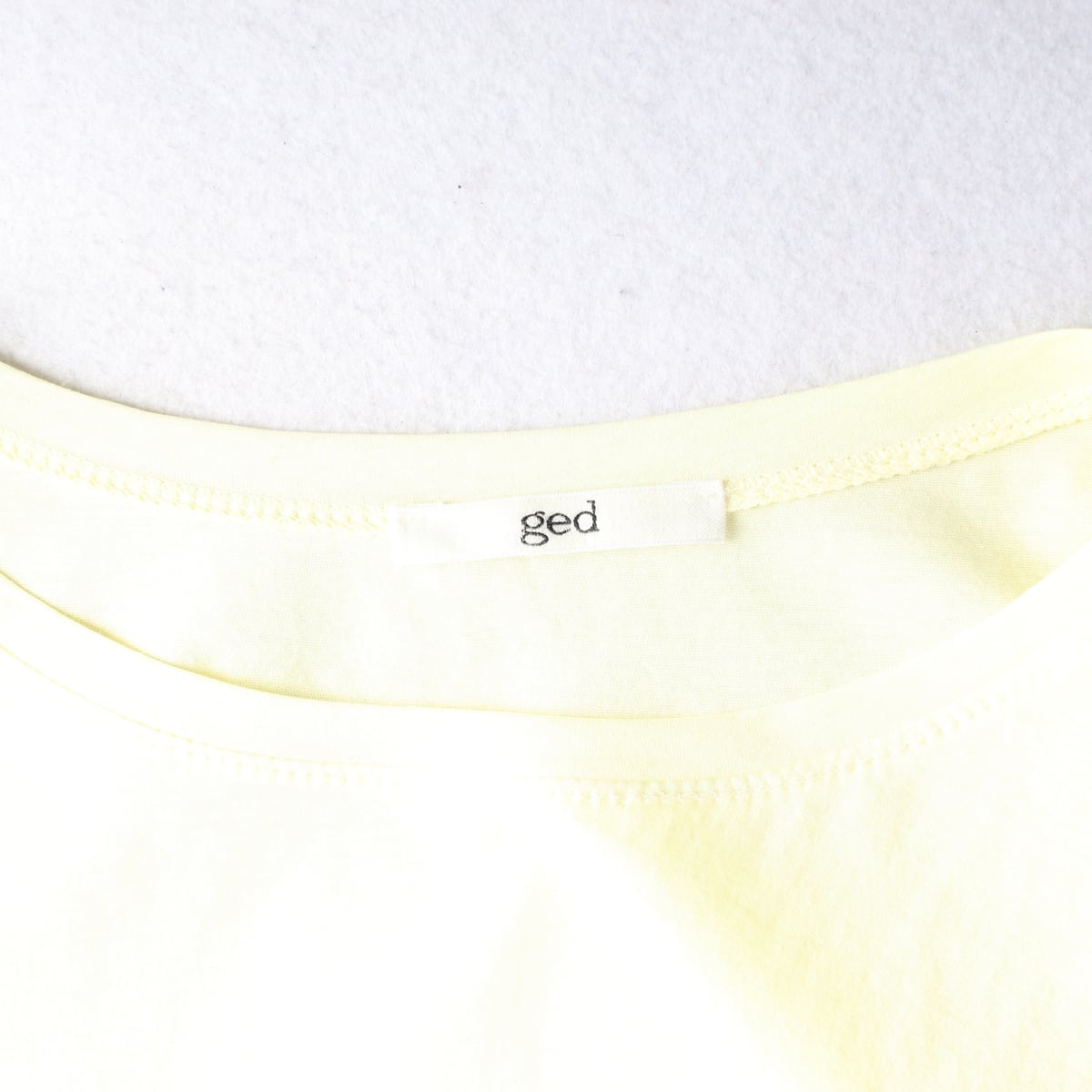 게드 ged 코튼 라운드넥 반팔 티셔츠 옐로우 상세 이미지 3
