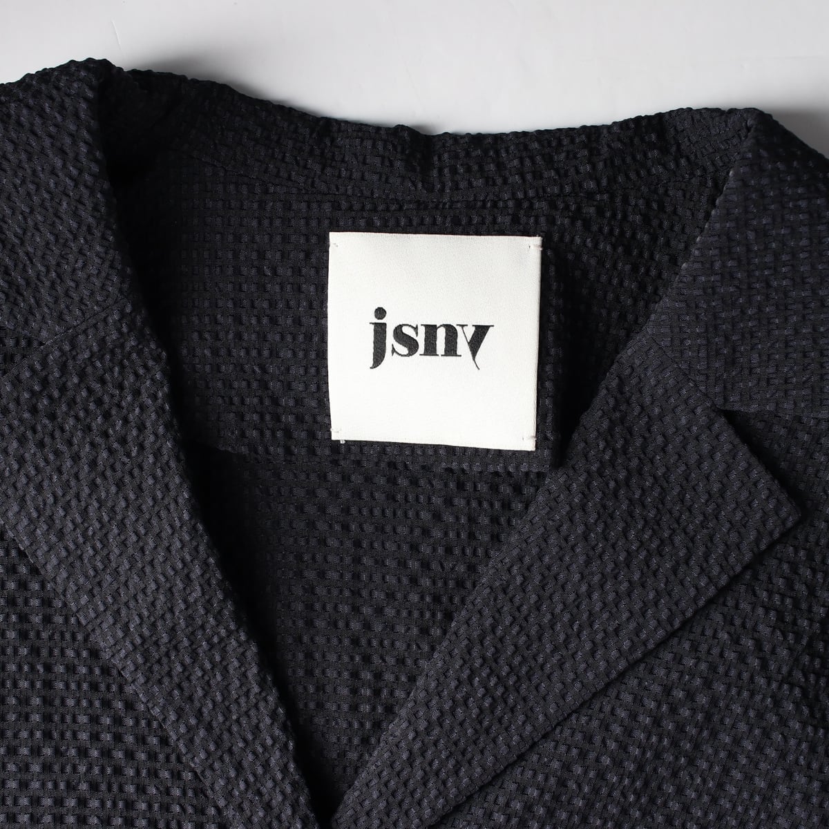 제이에스엔와이 jsny 21SS 시어서커 퍼프 반팔 블라우스 상세 이미지 3