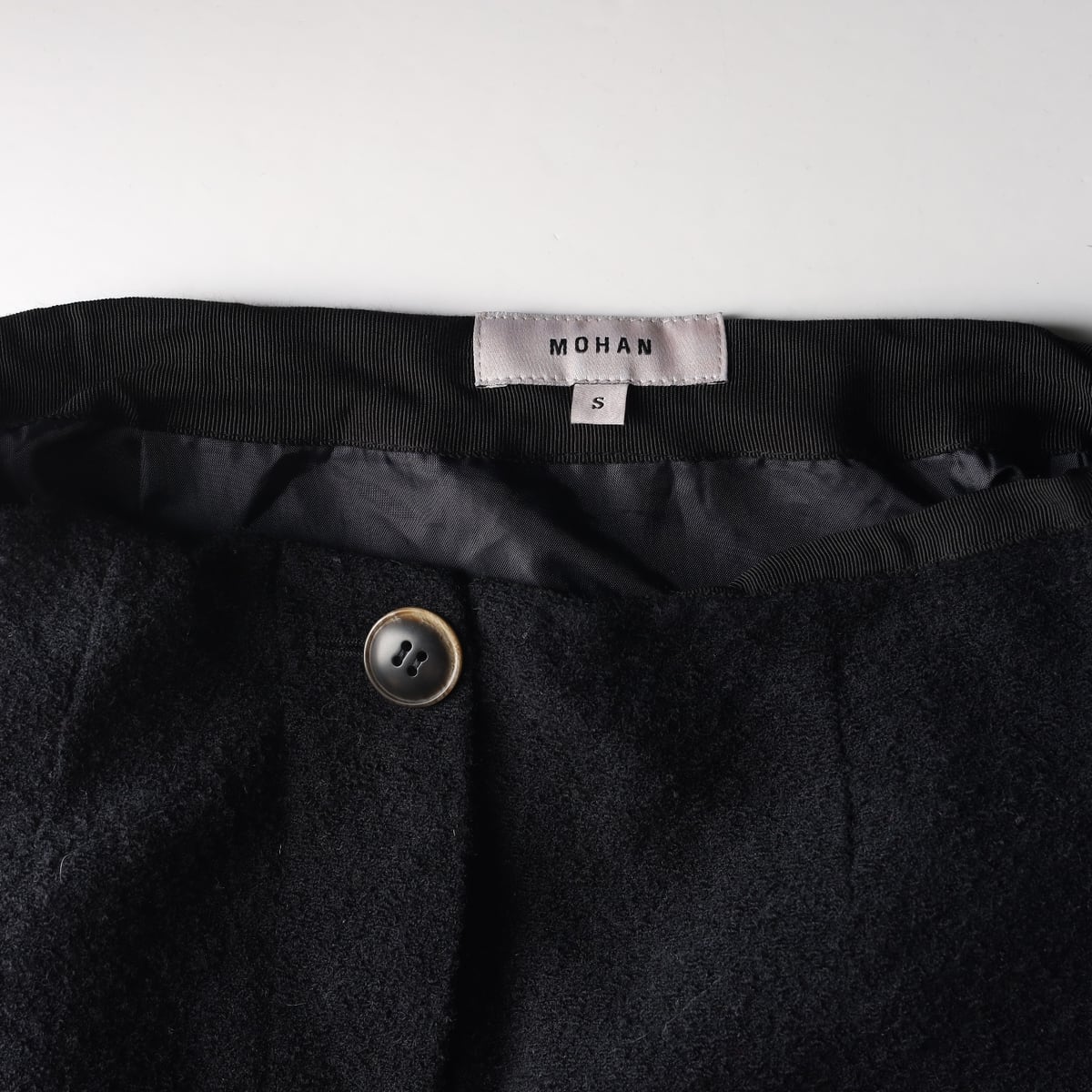 모한 22FW 울 블렌드 백슬릿 롱 스커트 상세 이미지 3