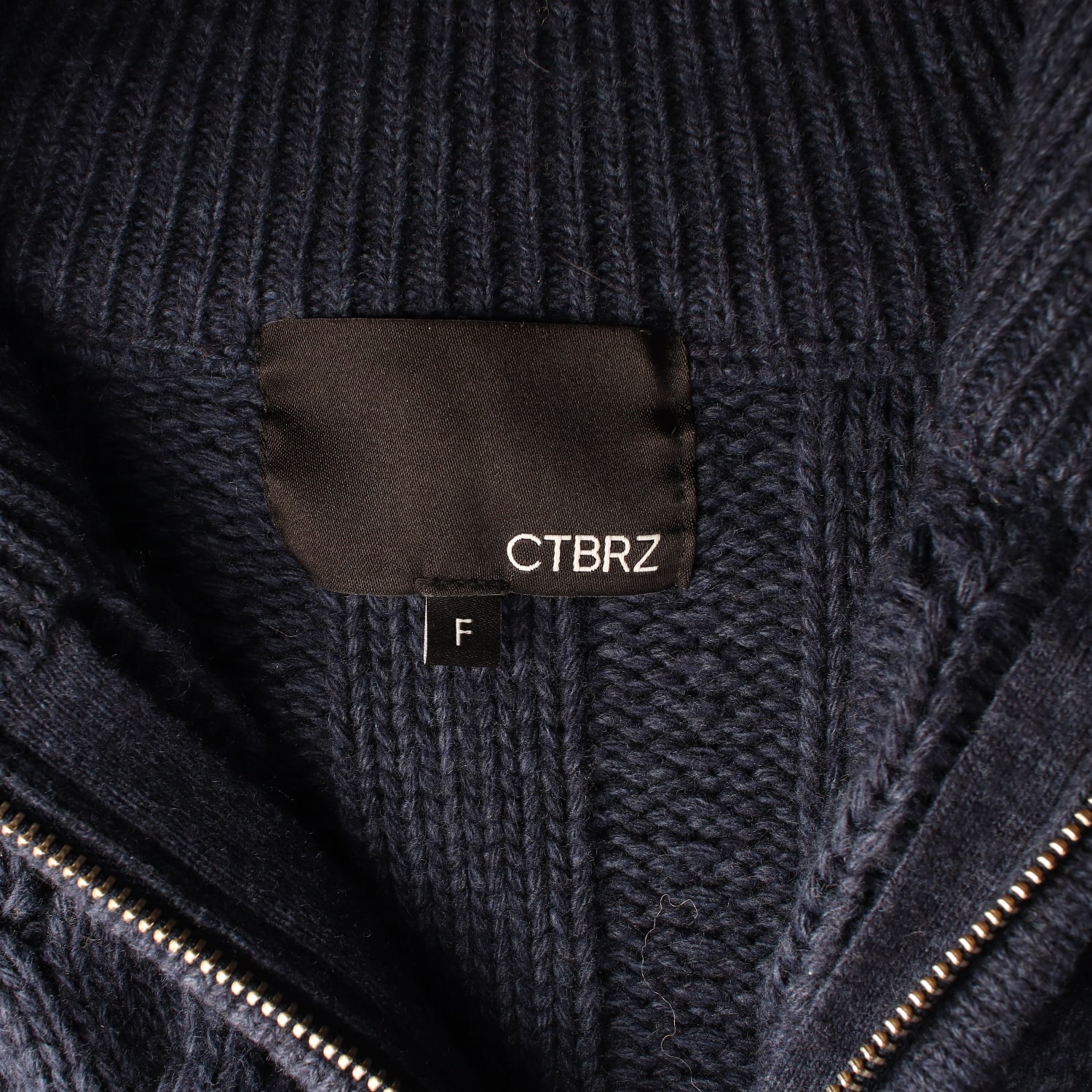 시티브리즈 23FW 울 케이블 2WAY 집업 니트 카라 가디건 이미지 3
