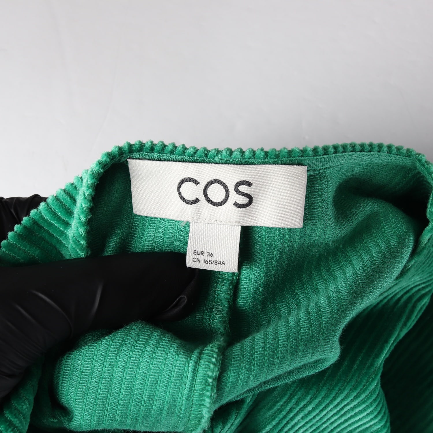 코스 COS 코듀로이 핀턱 숏 원피스 이미지 3