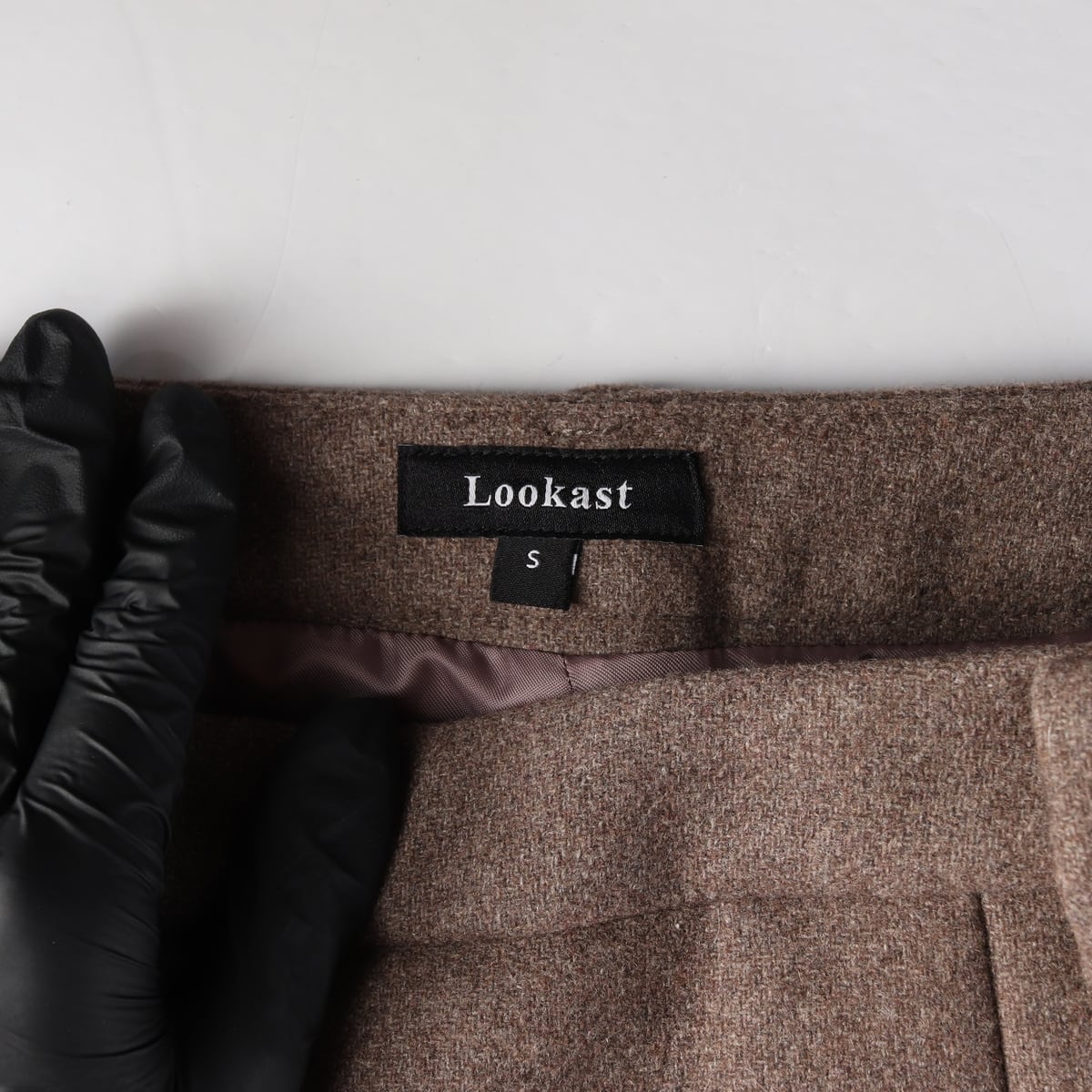 룩캐스트 23FW 플리츠 디테일 울 블렌드 숏 스커트 상세 이미지 3
