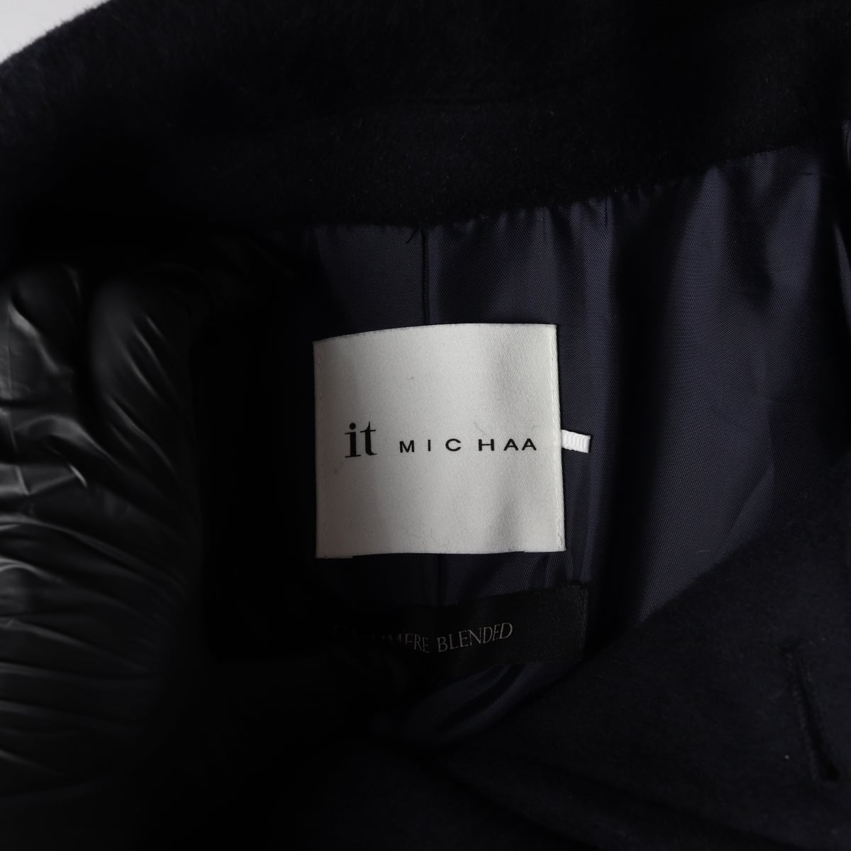 잇미샤 23FW 캐시미어 블렌드 더블 버튼 롱 코트 상세 이미지 3