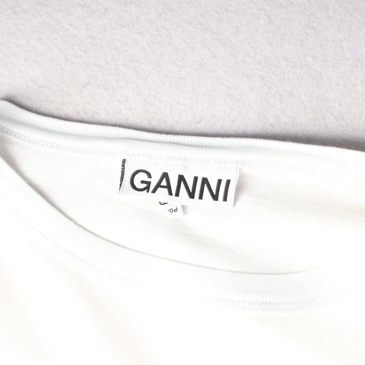 가니 GANNI 22SS 로고 그래픽 프린트 오가닉 코튼 반팔 티셔츠 상세 이미지 3