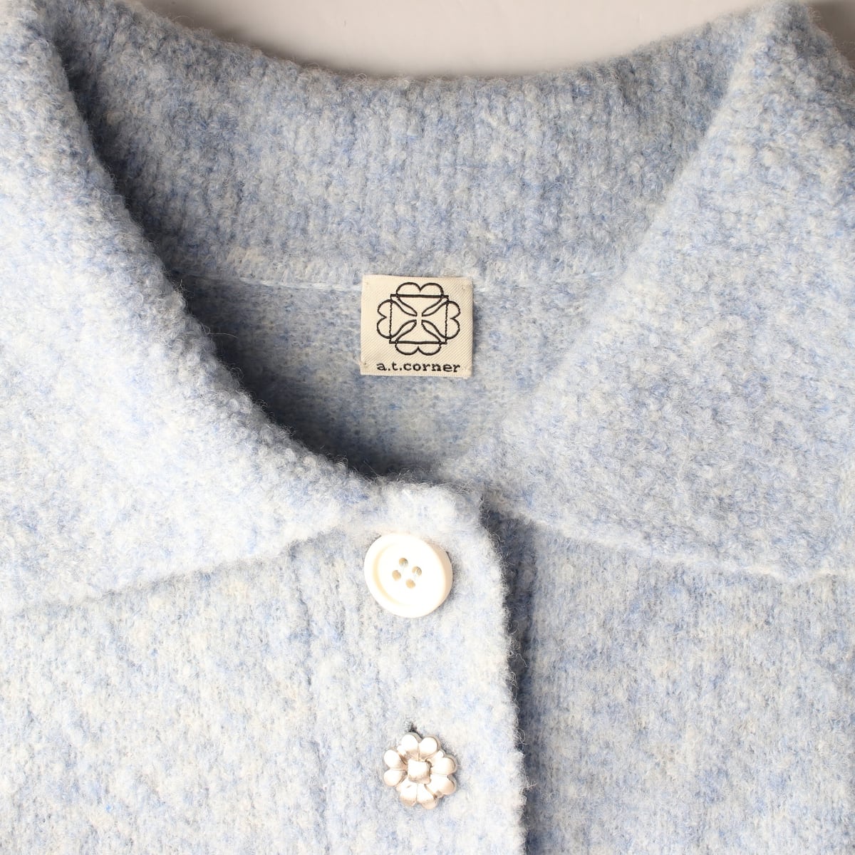 앳코너 22FW 울 블렌드 반팔 폴로 카라 니트 스웨터 스카이블루 상세 이미지 3