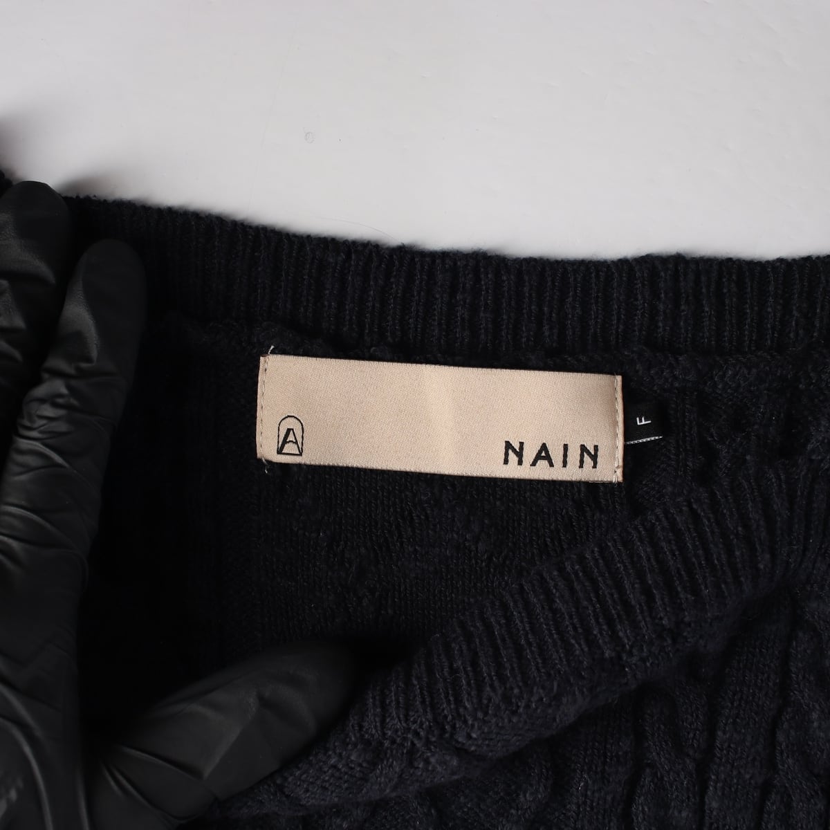 아틀리에 나인 22FW 케이블 스퀘어넥 니트 스웨터 다크네이비 상세 이미지 3