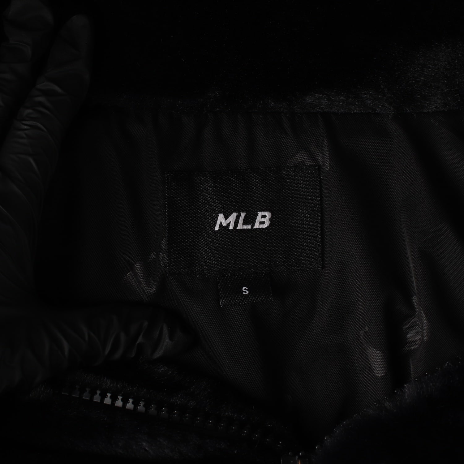 엠엘비 MLB 21FW 스탠드넥 메가로고 플러시 플리스 점퍼 재킷 이미지 4
