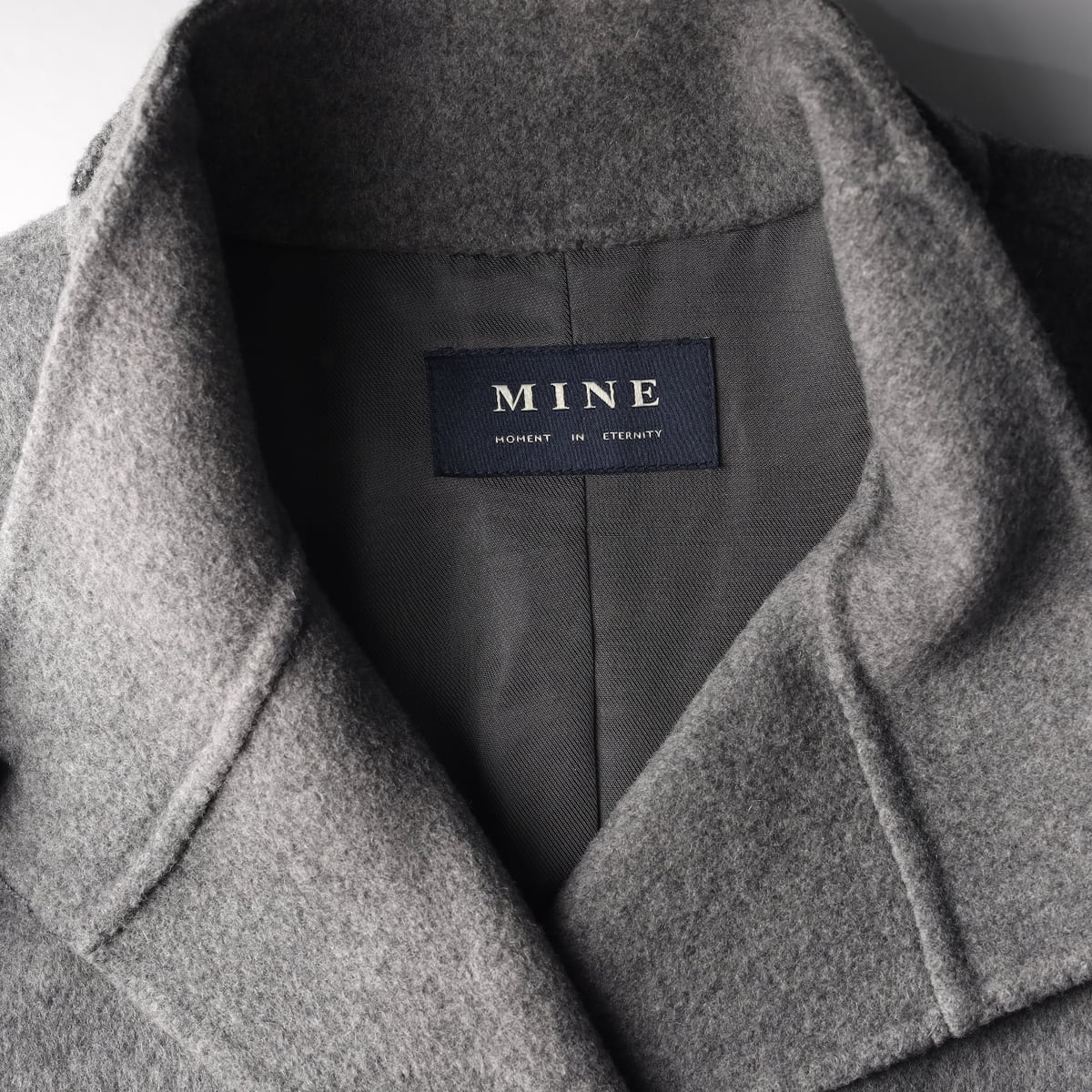 마인 24FW 캐시미어 핸드메이드 하이넥 숏 코트 그레이 상세 이미지 3