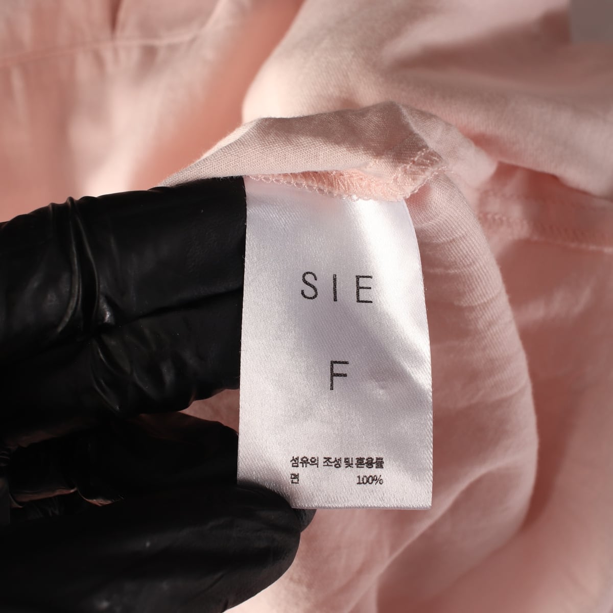 시에 SIE 베이직 코튼 오버핏 셔츠 라이트핑크 상세 이미지 4
