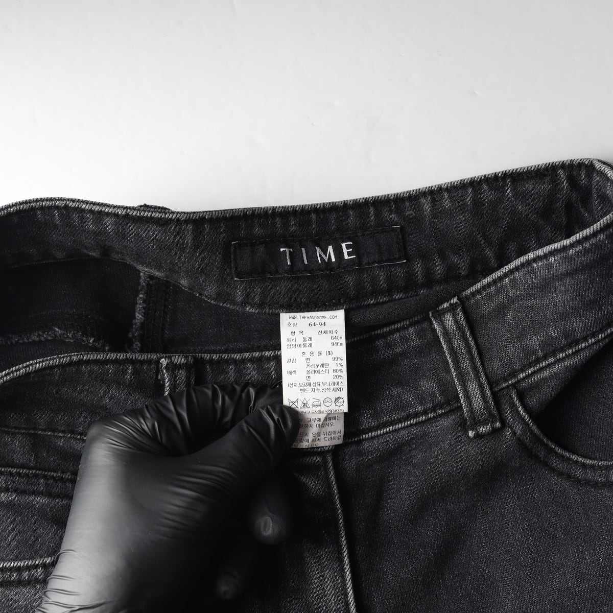 타임 22FW 워싱 데님팬츠 다크그레이 상세 이미지 3